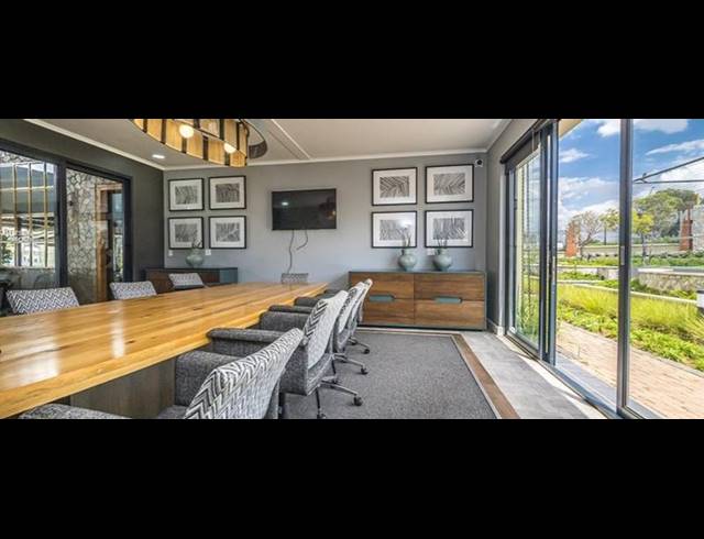 1 BEDROOM PROPERTY TO RENT IN MIDRIDGE PARK